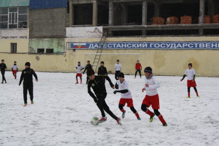 Зима. Мороз. Футбол!