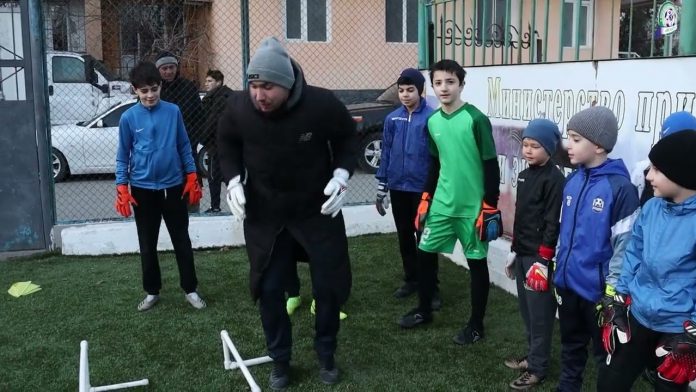 ПРО Тренировки. Вратари.